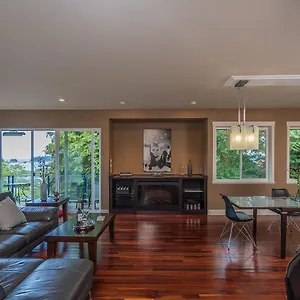 Apartment Luxury Penthouse Downtown, Nanaimo